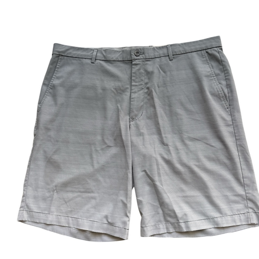Greg Norman Gray Stripped Men’s Golf Shorts Size 38